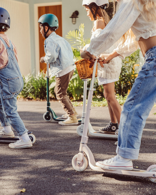 Banwood MAXI Scooter - Pink - All Mamas Children
