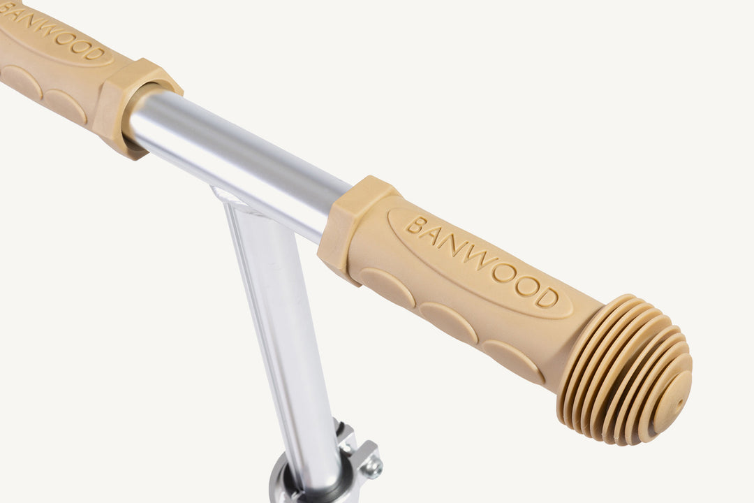 Banwood MAXI Scooter - Red - All Mamas Children