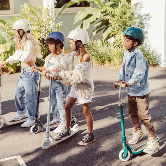 Banwood MAXI Scooter - White - All Mamas Children