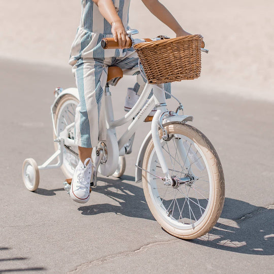 Banwood Classic Pedal Bicycle - White - All Mamas Children
