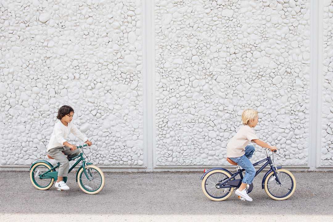 Banwood Classic Pedal Bicycle - Navy - All Mamas Children