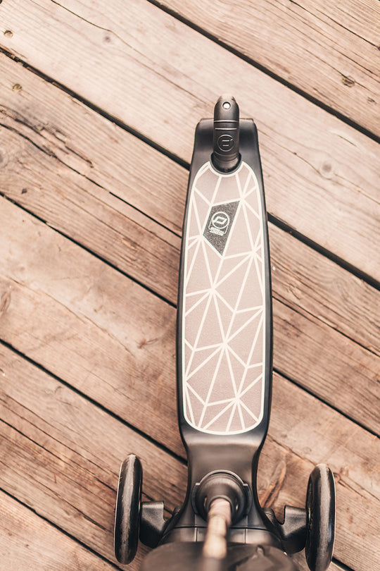 Scoot and Ride Scooter - Highwaykick 2 Lifestyle in Brown Lines - All Mamas Children