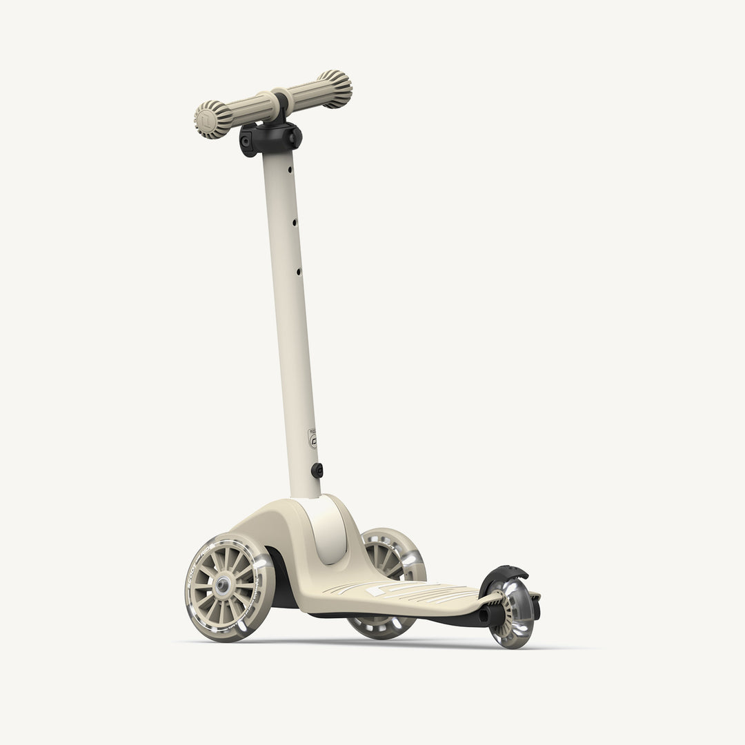 Scoot and Ride Scooter - Highwaykick 3S LED - Ash - All Mamas Children
