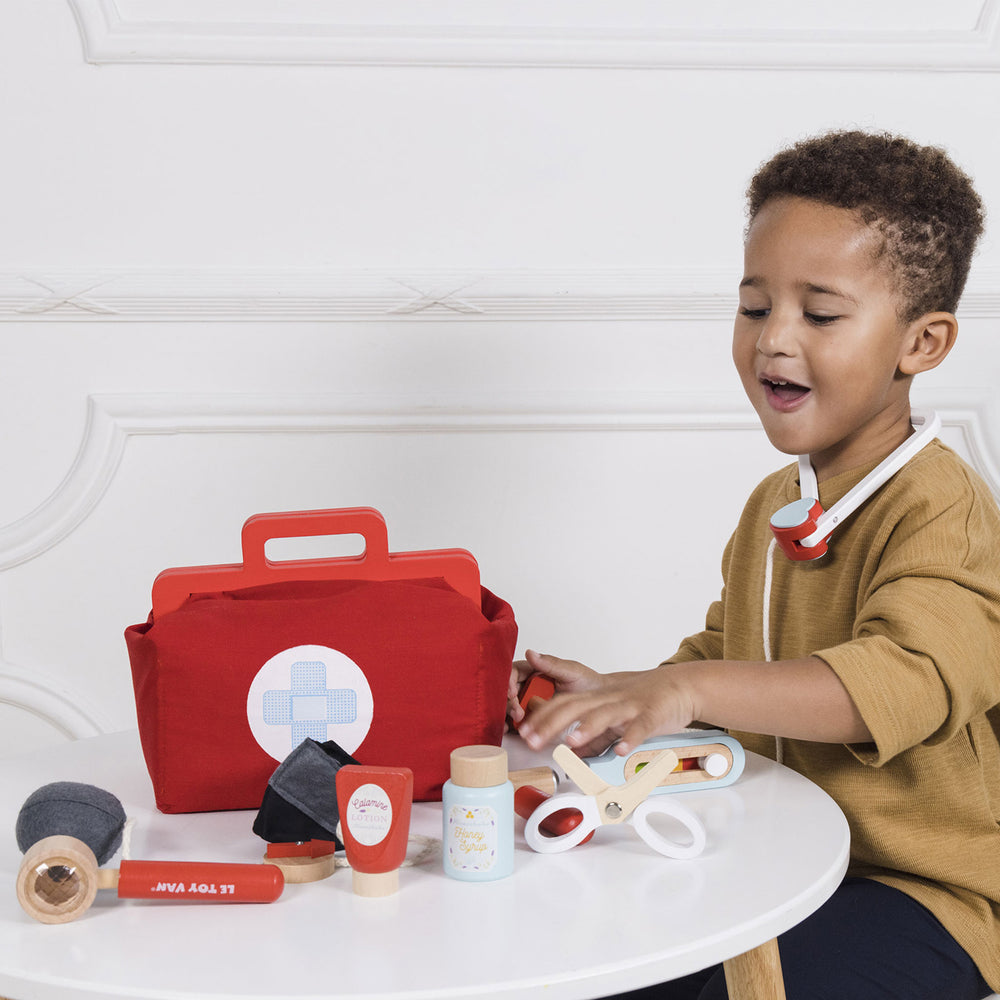 Le Toy Van - Wooden Doctor's Set - All Mamas Children