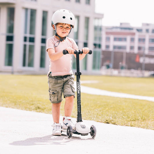 Scoot and Ride Scooter - Highwaykick 3 LED in Ash - All Mamas Children