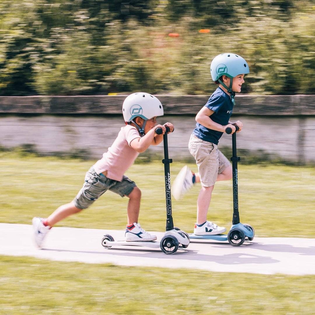 Scoot and Ride Scooter - Highwaykick 3 LED in Ash - All Mamas Children