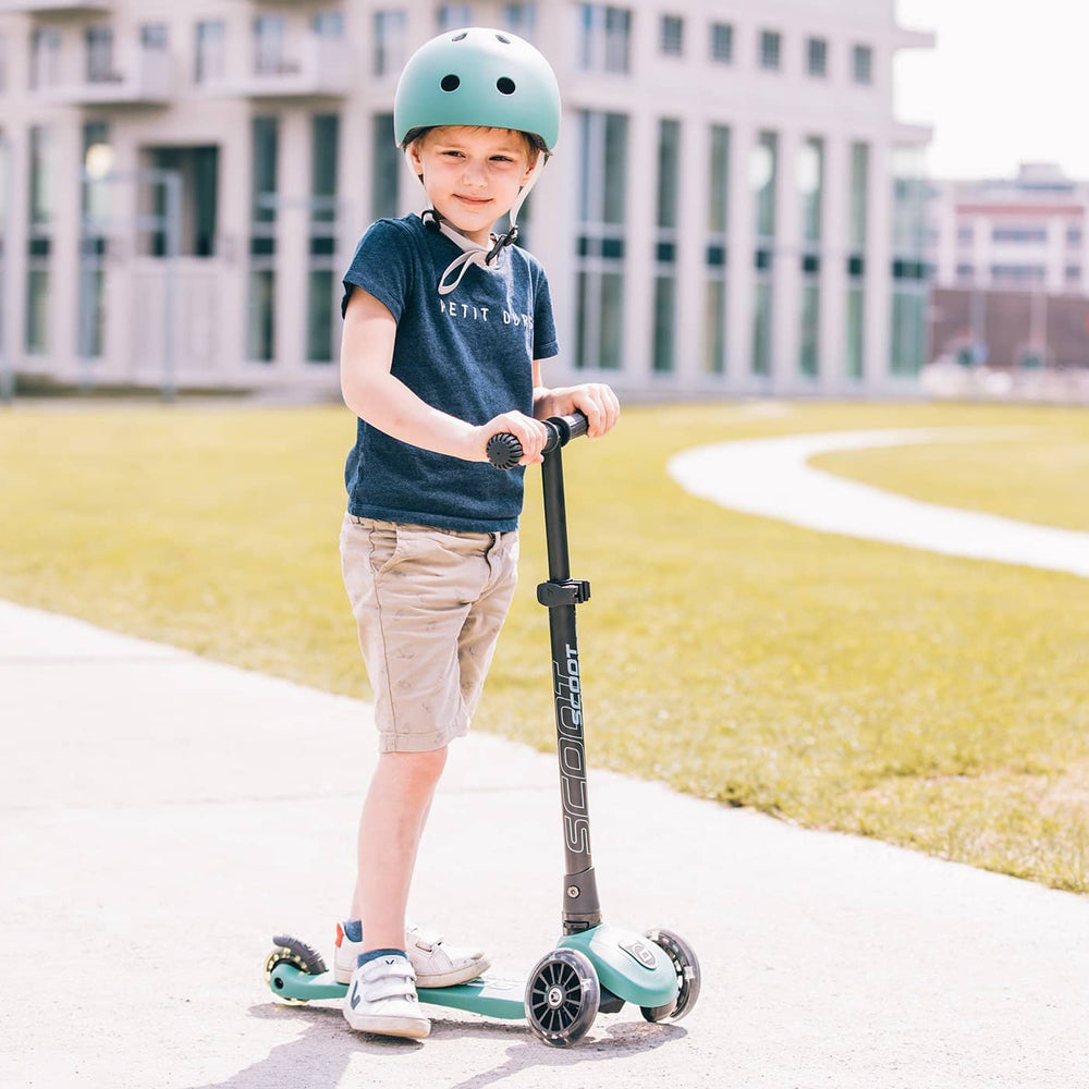 Scoot and Ride Scooter - Highwaykick 3 LED in Forest - All Mamas Children